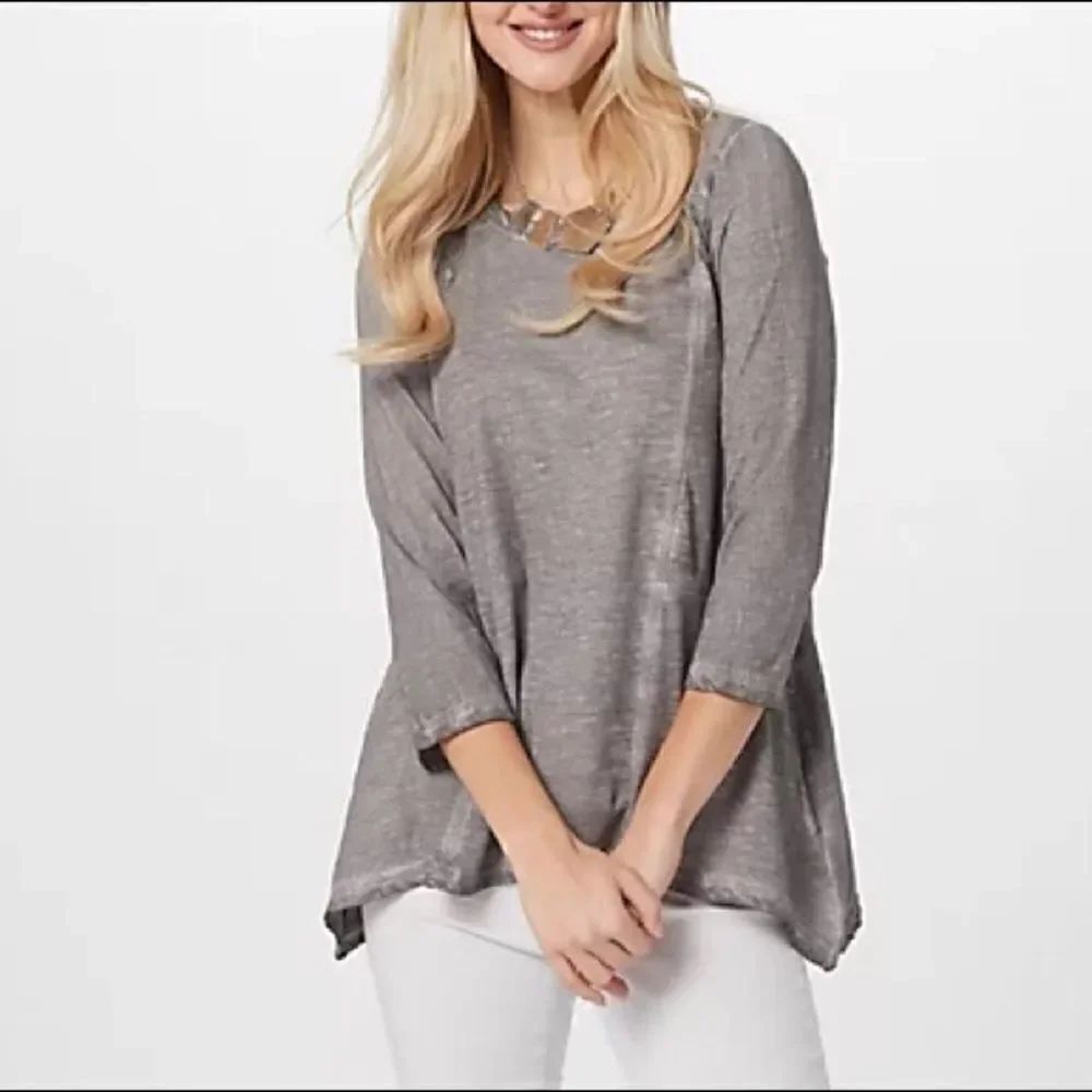 LOGO by Lori Goldstein 3/4 Sleeve Distressed Cotton Slub Top